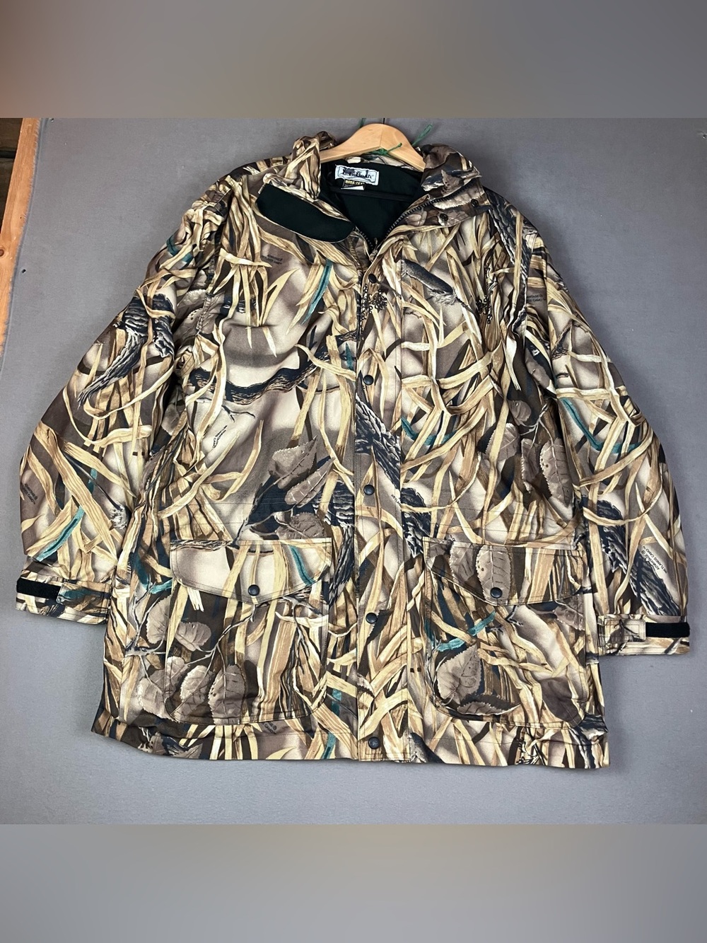 L.L. Bean Men’s Size XL Tall GTX Advantage Wetlands Camo Hunting Jacket Full Zip